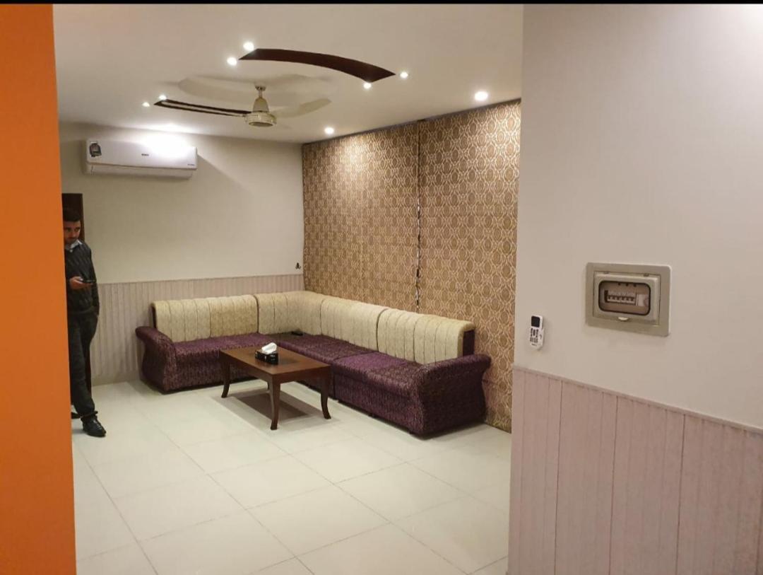 Hak Mall Suites And Apartments Rawalpindi Luaran gambar