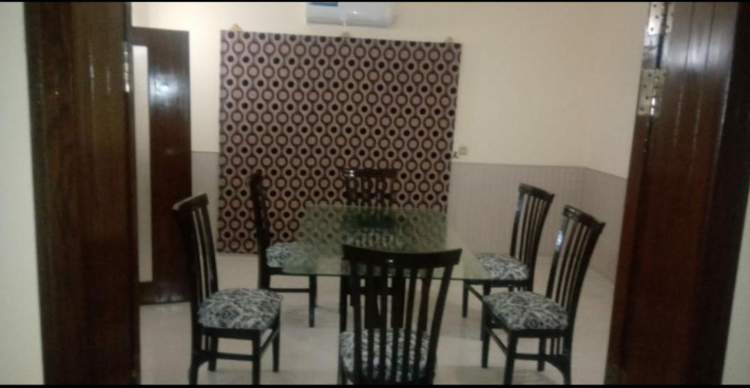 Hak Mall Suites And Apartments Rawalpindi Luaran gambar